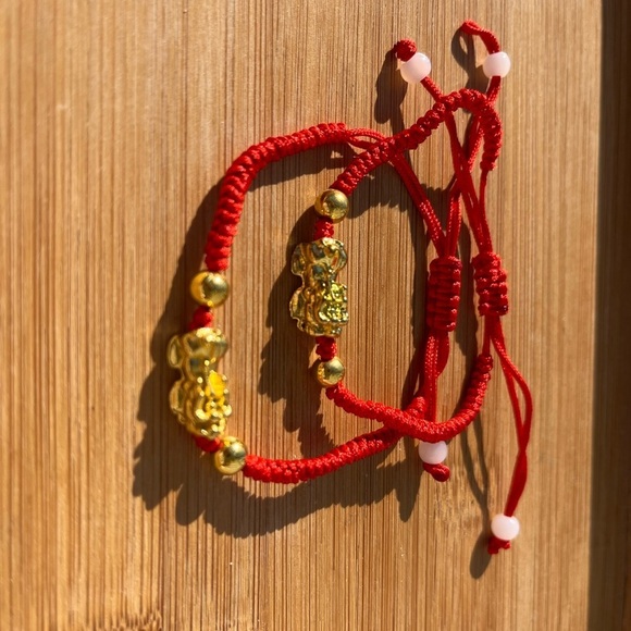 Pixiu Wealth String Bracelet Bundle of 2 - Picture 9 of 12